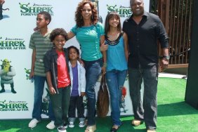 Holly Robsinson Peete green top, jeans, wedge sandals, Shrek Premiere